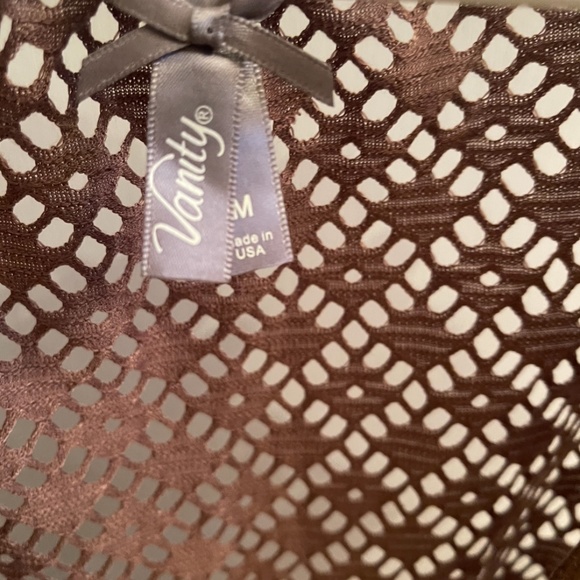 Vanity Cover Up - Picture 2 of 2